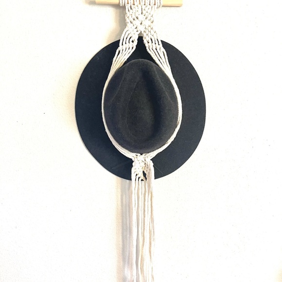 Macrame Hat Holder - Picture 4 of 4